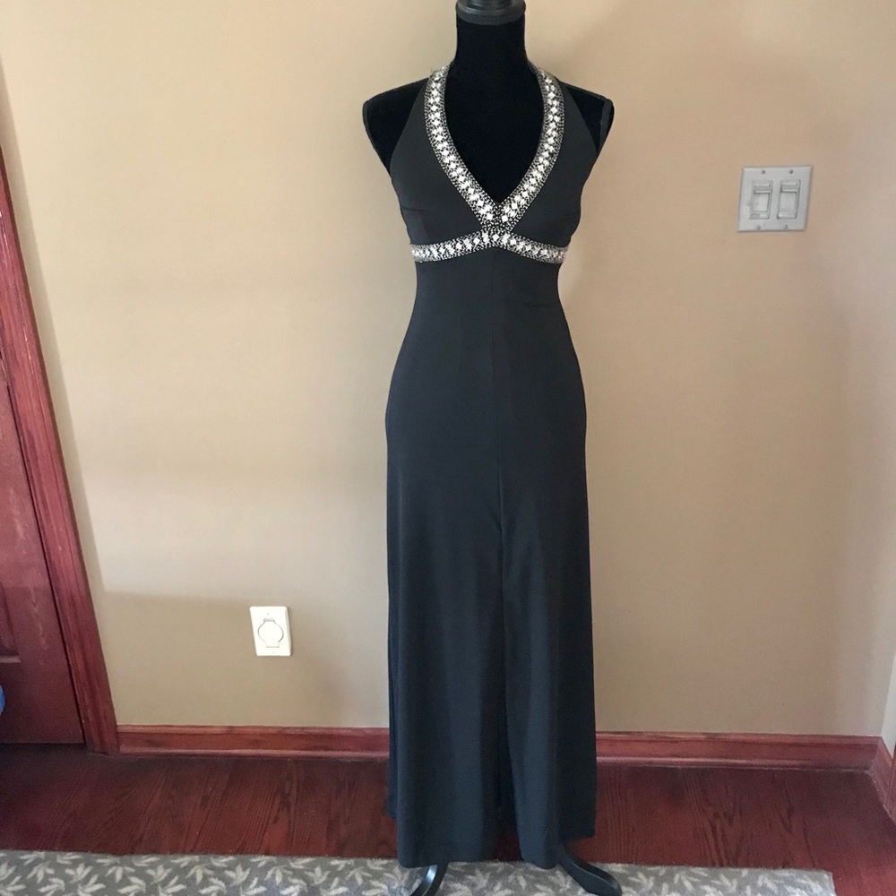 Elegant Black dress / gown